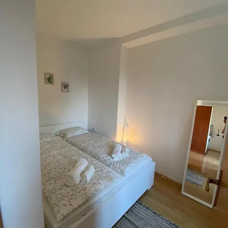 Apartment Varga *
